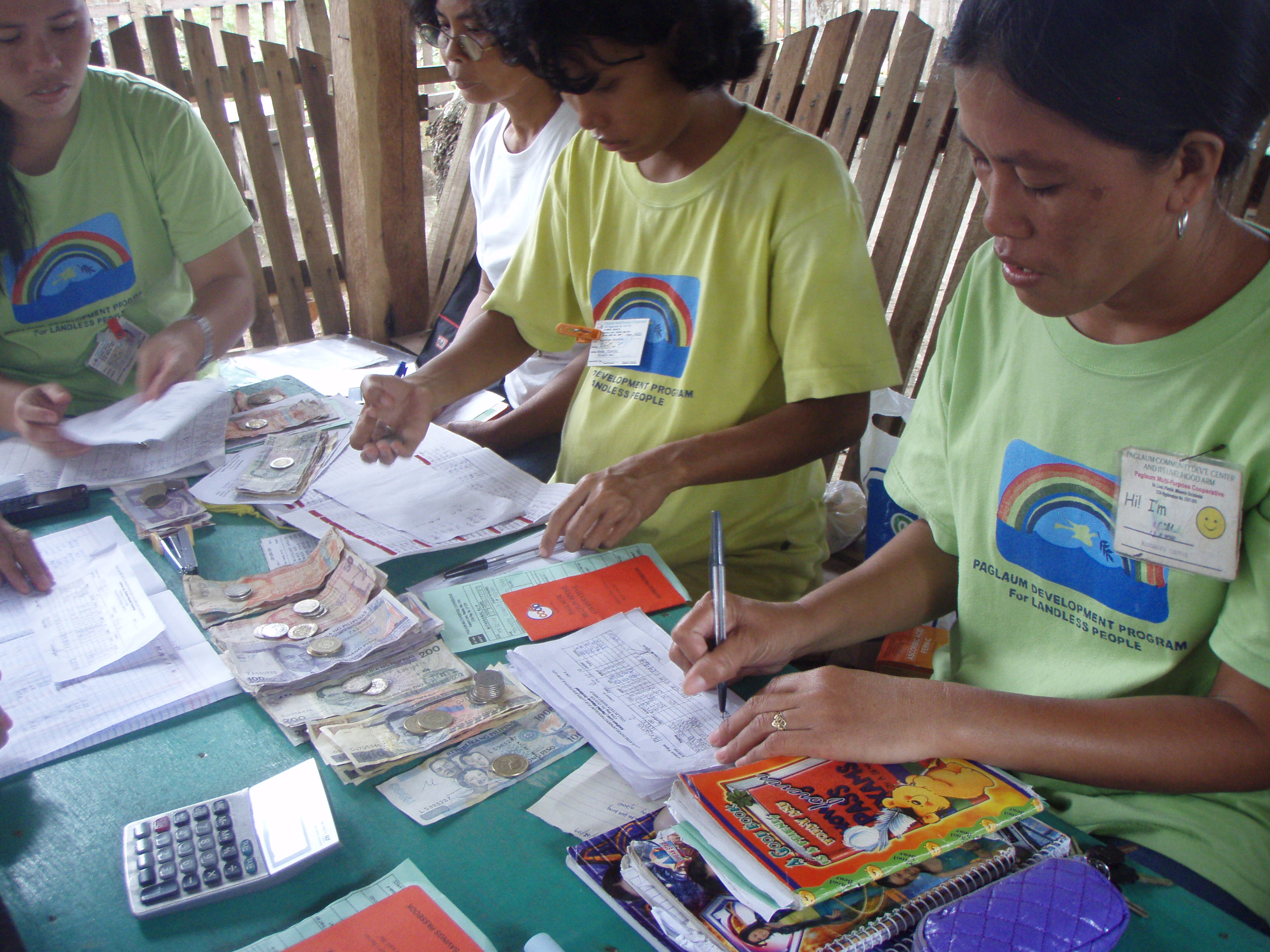 Chapter Leader, Treasurer & Auditor counting pepayments