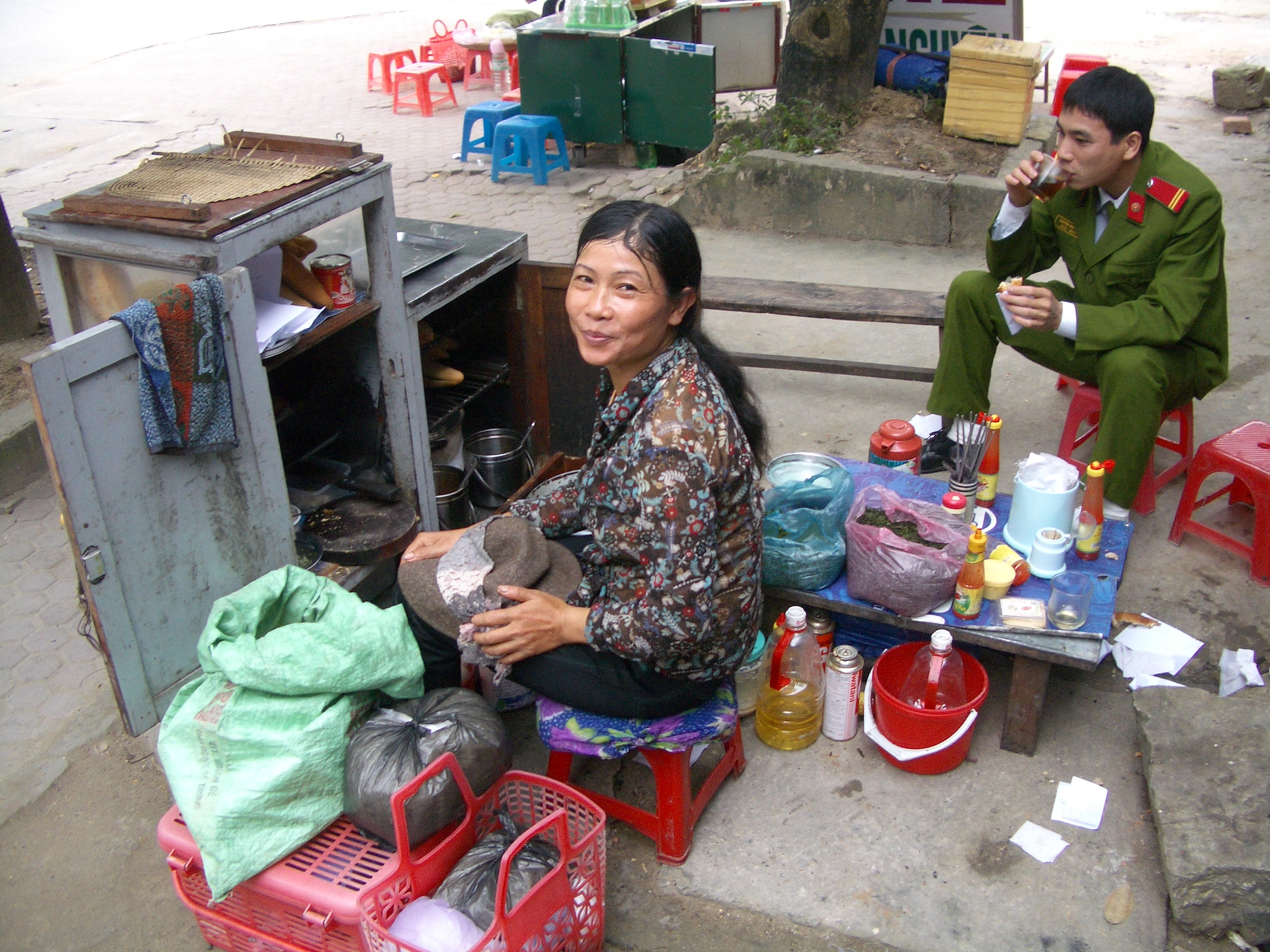 A kindly street vendor who makes my breakfast omlette